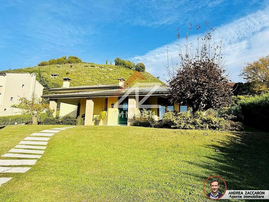 Villa in vendita a Farra di Soligo via Val