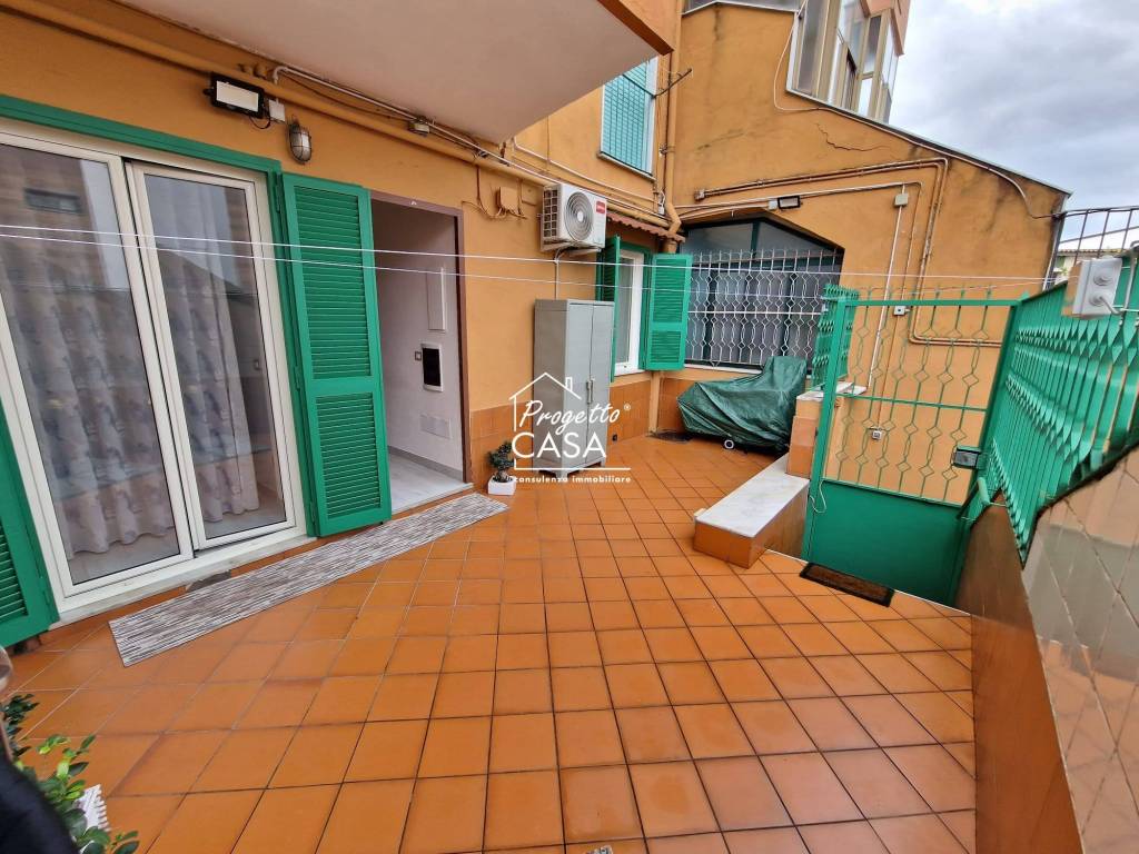 Appartamento in vendita a Napoli via Lago Patria