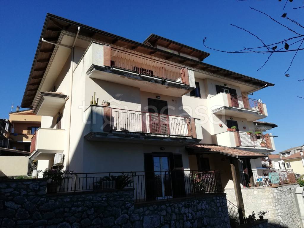 Appartamento in vendita ad Alvignano via Iacobelli