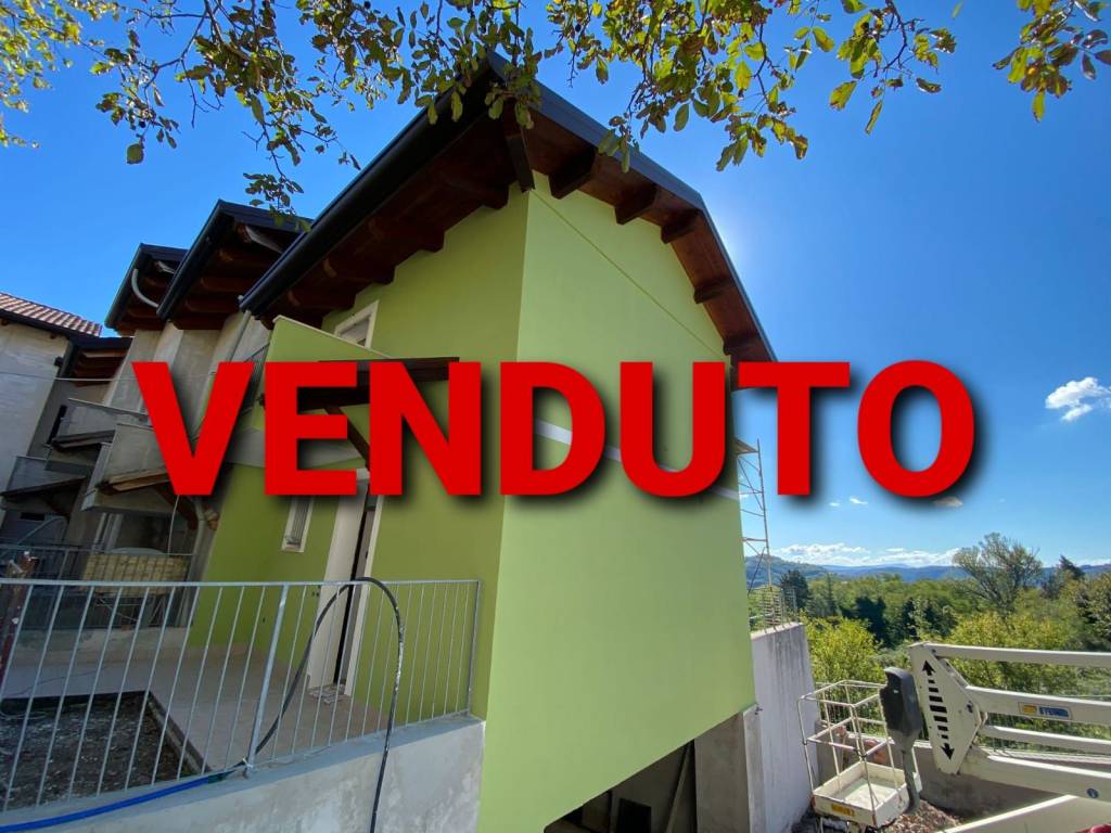 Villa a Schiera in vendita a Montescudo-Monte Colombo via Torniano