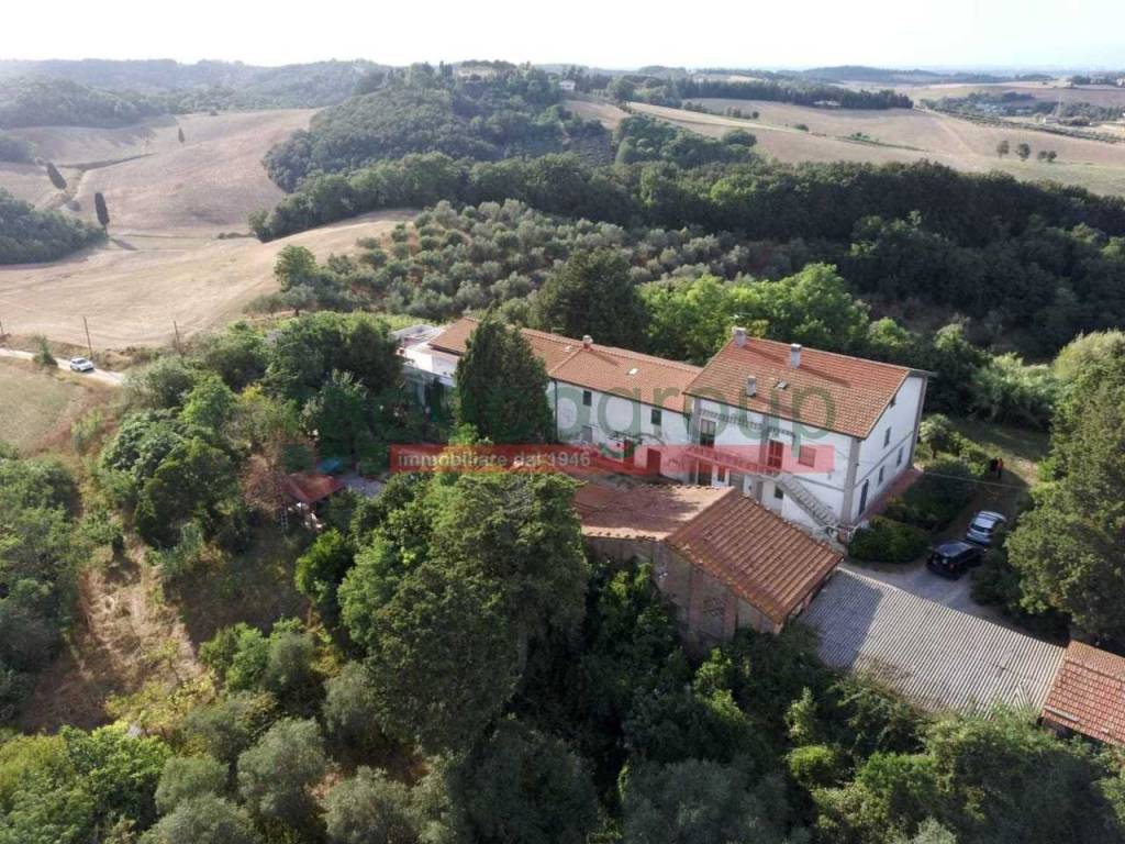 Villa in vendita a Collesalvetti via del Pino, 14