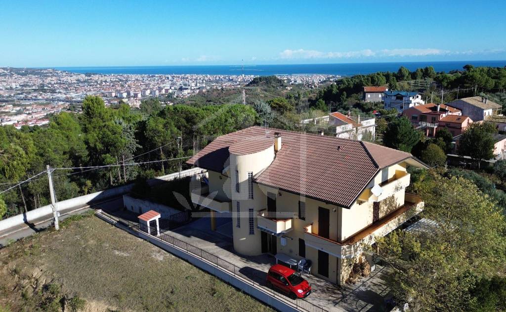 Villa Bifamiliare in vendita a San Giovanni Teatino via Vallelunga