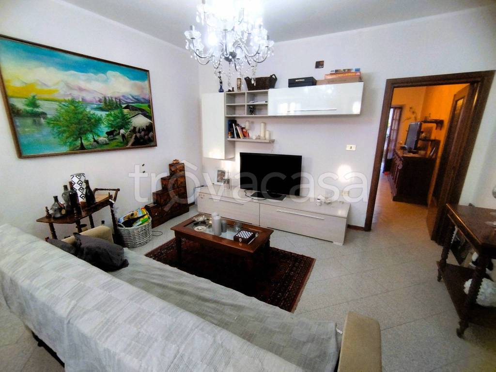 Appartamento in vendita ad Avezzano via Sirente