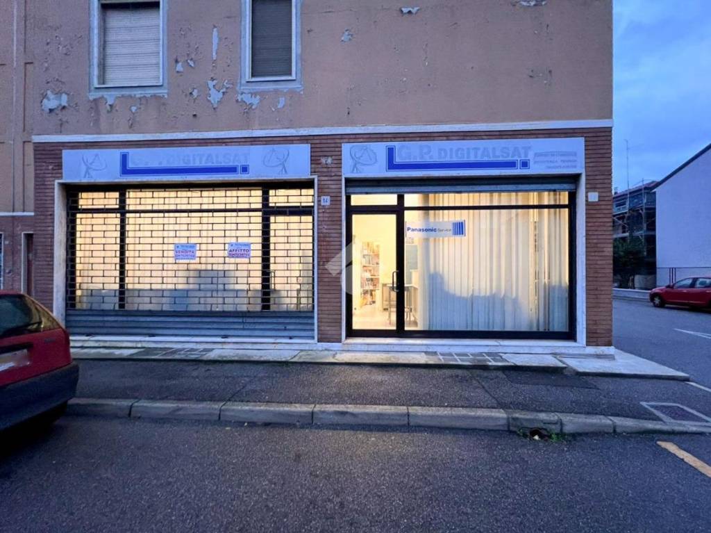 Negozio in vendita a Cremona via Vincenzo Guindani