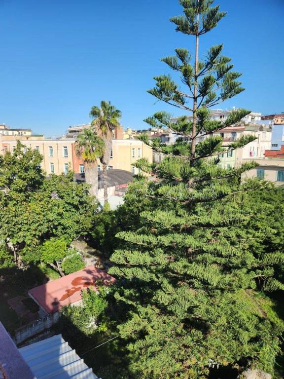 Appartamento in vendita a Portici corso Giuseppe Garibaldi, 120