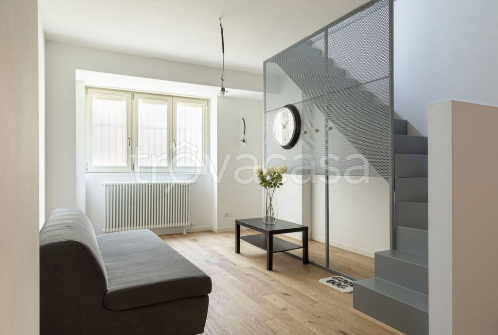 Appartamento in vendita a Milano via Mac Mahon, 50