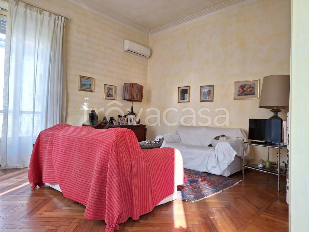 Appartamento in affitto a Torino via Luisa del Carretto, 64
