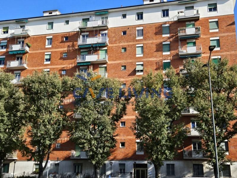 Appartamento in vendita a Milano via Francesco Primaticcio, 86