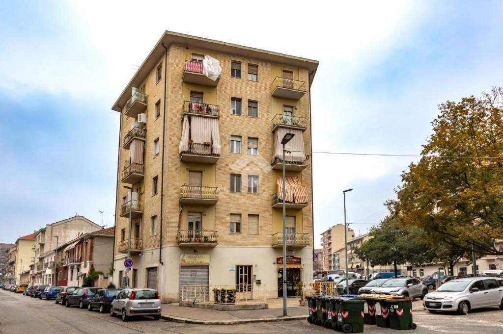 Appartamento in vendita a Torino via Nicola Porpora, 26