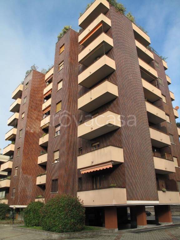 Appartamento in vendita a Sesto San Giovanni via Magenta, 202