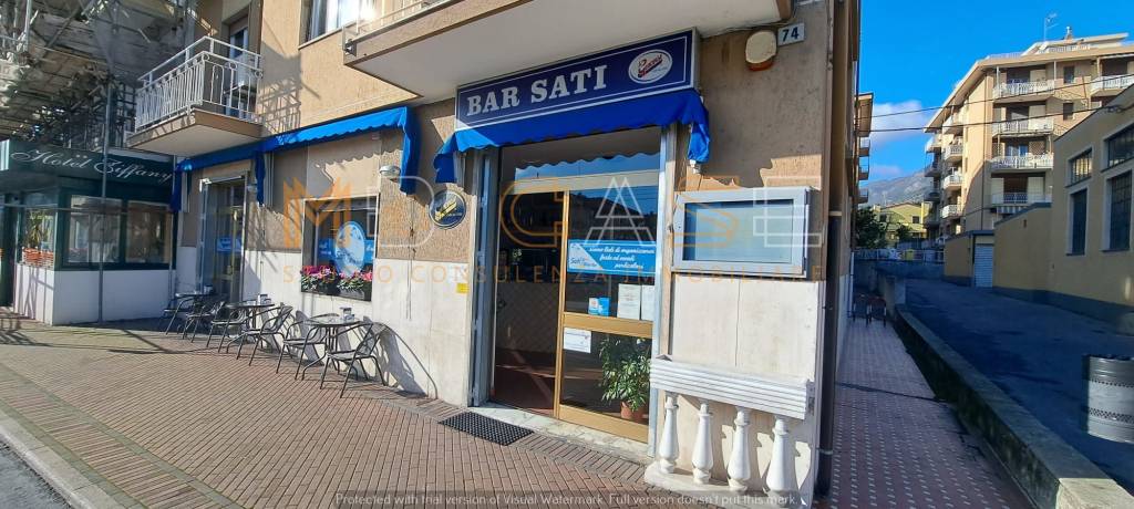 Bar in vendita a Ceriale via Aurelia