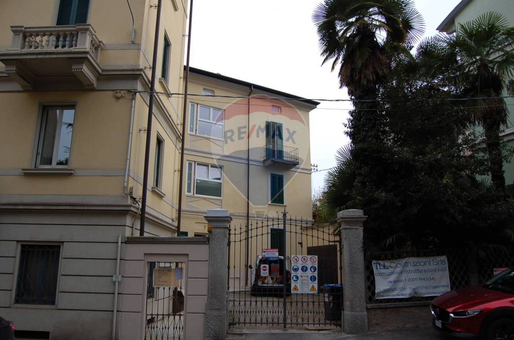 Attico in vendita a Varese viale San Pedrino, 3