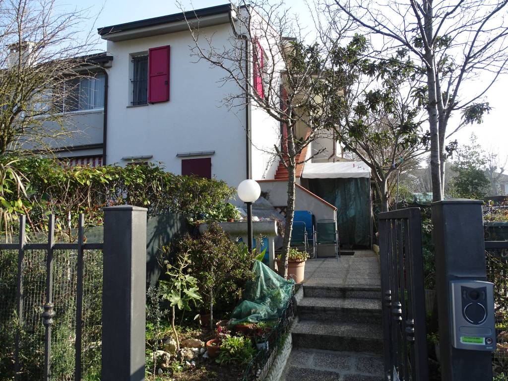 Appartamento in vendita a Ravenna viale Puccini, 326
