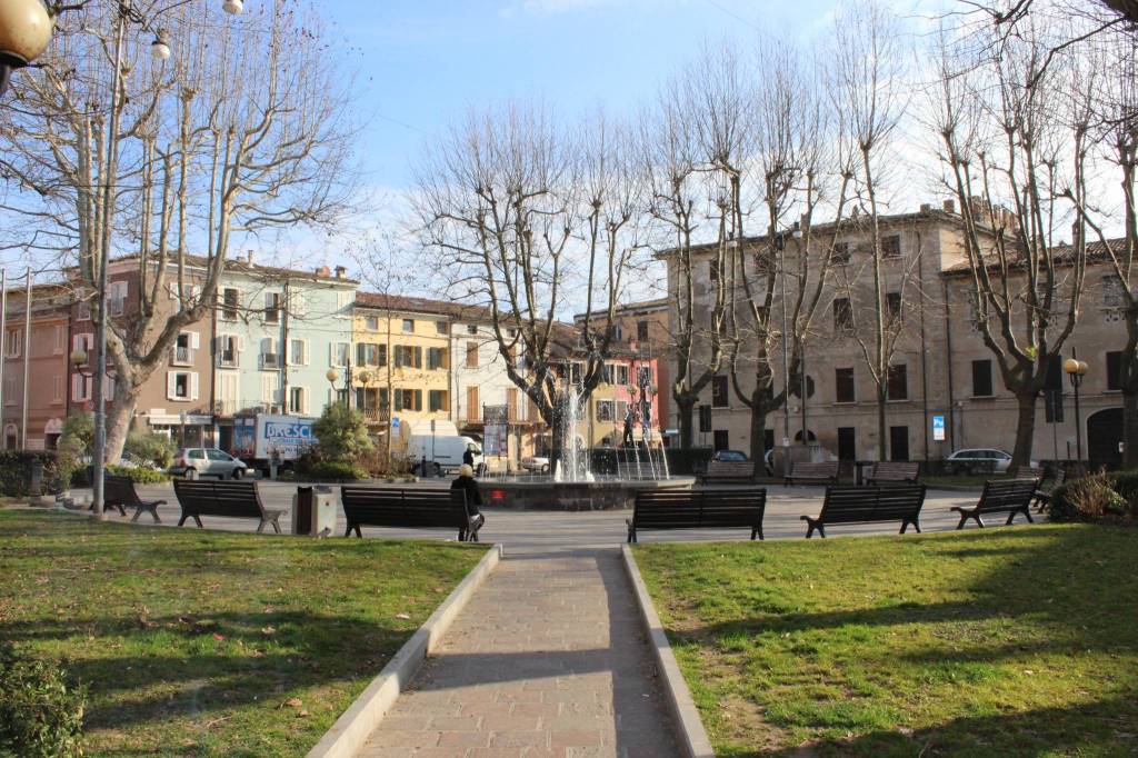 Appartamento in vendita a Desenzano del Garda via Giuseppe Garibaldi, 60