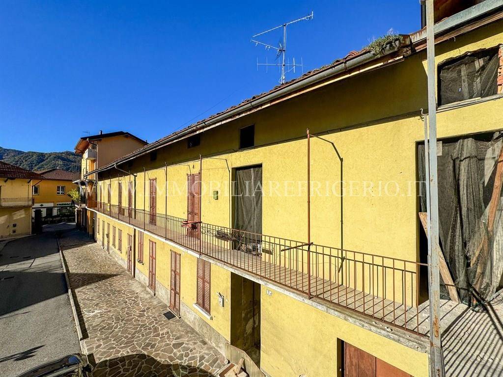 Casa Indipendente in vendita a Calolziocorte via Montello