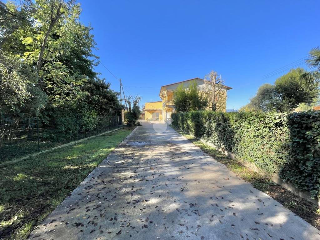 Appartamento in vendita a Castelfranco Veneto via Soligo, 3