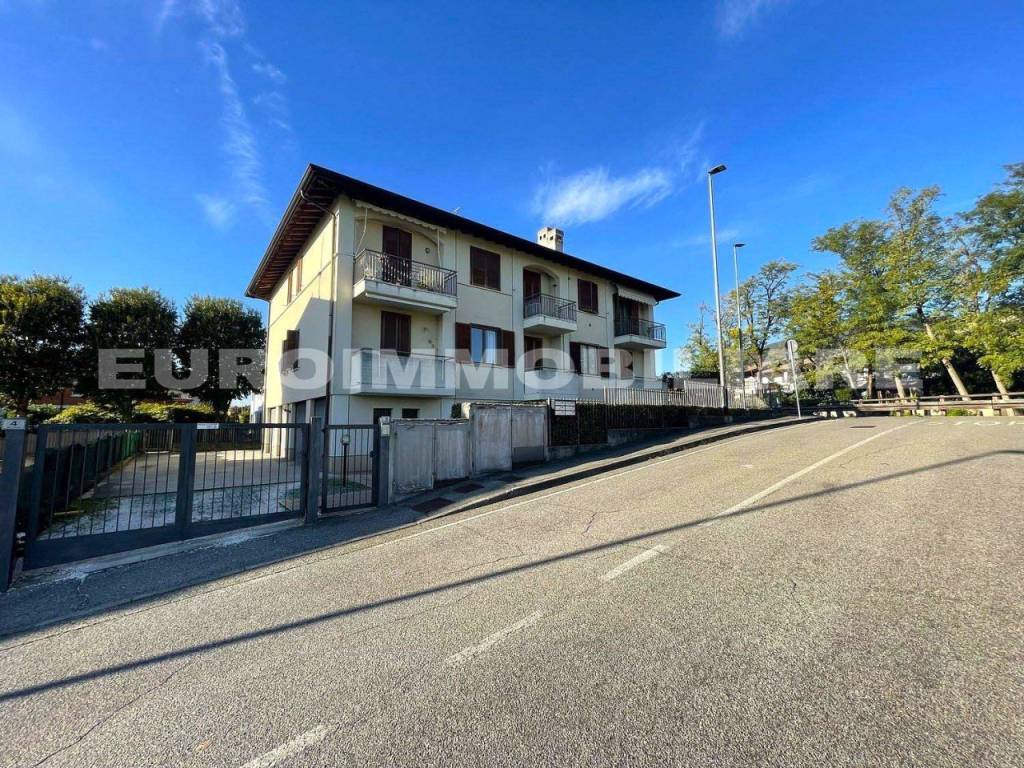Appartamento in vendita a Gussago via Trento, 2
