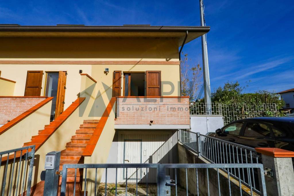 Villa a Schiera in vendita a Bertinoro via Trò Meldola