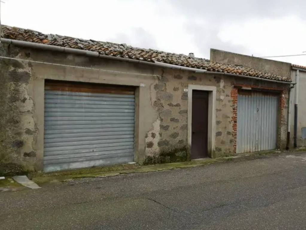 Garage in vendita a Macomer via Giuseppe Mazzini