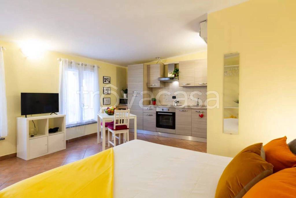 Appartamento in affitto a Milano via Erodoto