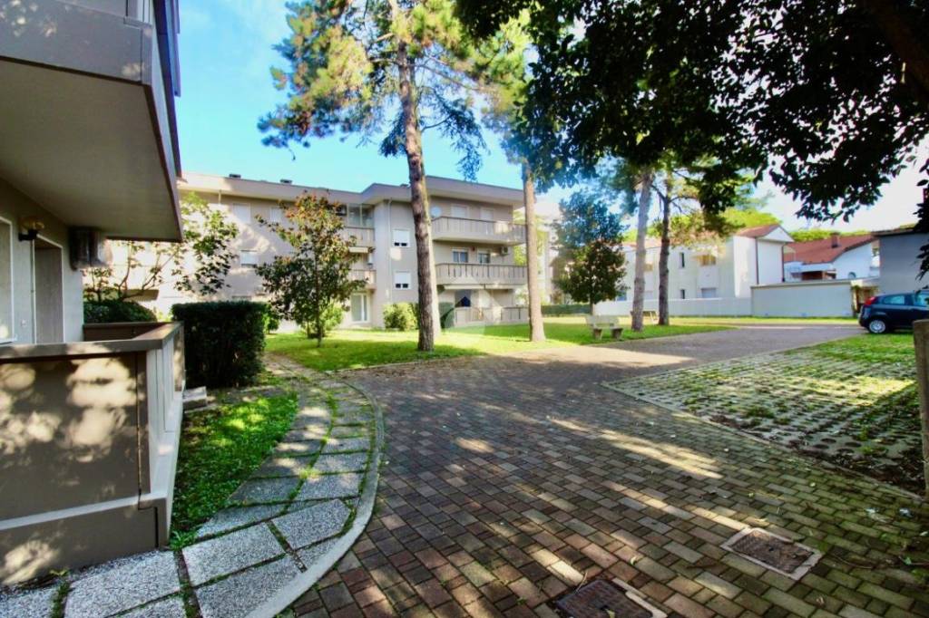 Appartamento in vendita a Lignano Sabbiadoro via Genziana, 4