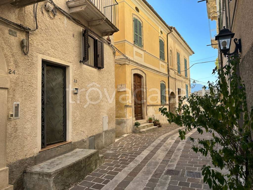 Casa Indipendente in vendita a Caramanico Terme via del Carmine, 22