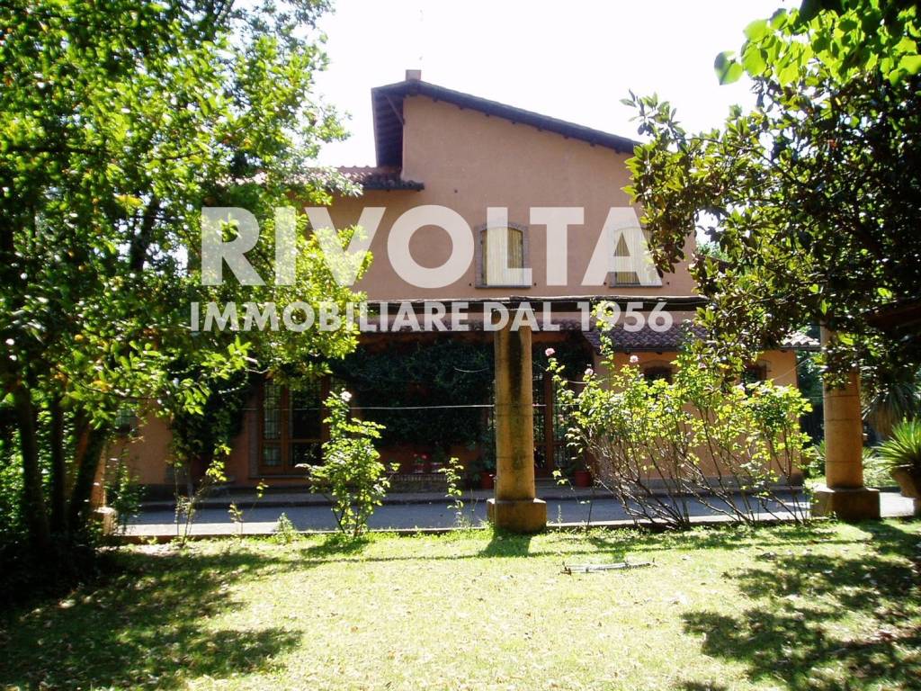 Villa in vendita a Zagarolo via Colle dei Lauri