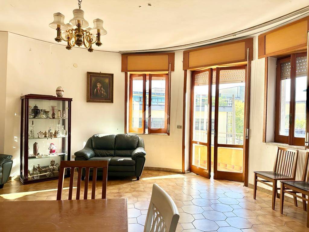 Appartamento in vendita a Giugliano in Campania via Malpighi