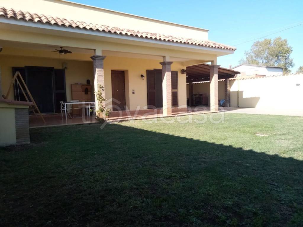 Villa in vendita ad Ardea via Cavarzere