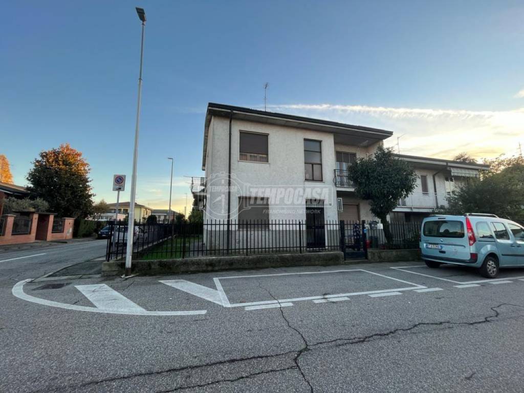 Villa Bifamiliare in vendita a Paullo via Fratelli Vigorelli 38