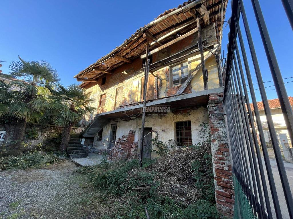 Casa Indipendente in vendita a San Martino Canavese via Perrone 19