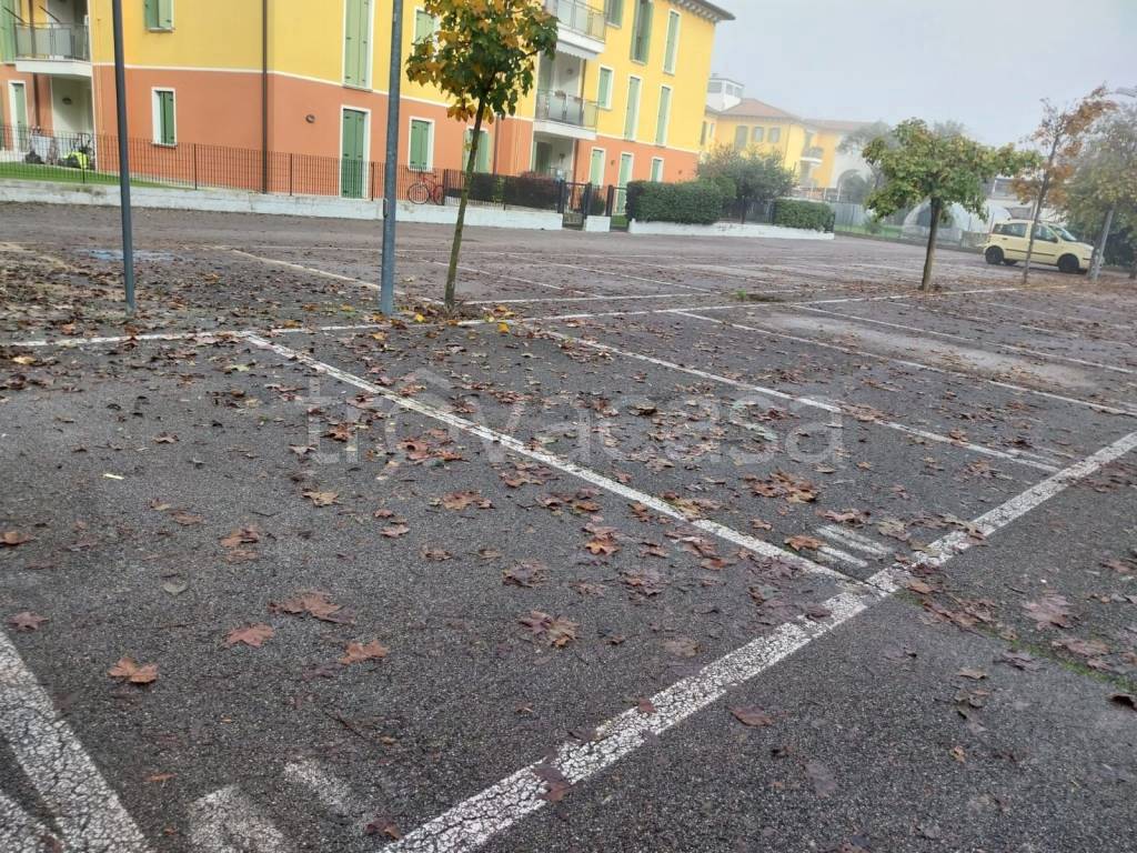 Posto Auto in vendita a Cervignano del Friuli via Aquileia