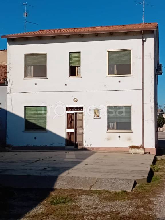 Casa Indipendente in in vendita da privato a San Benedetto Po strada Gavello, 20