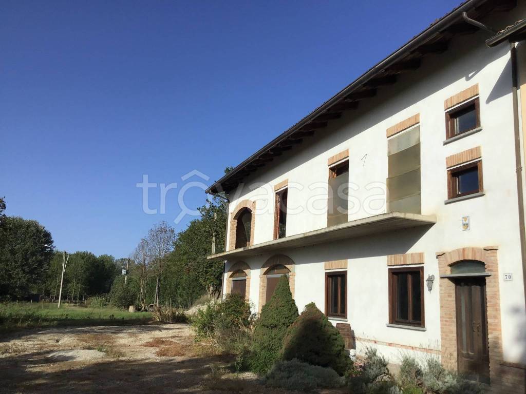 Casale in in vendita da privato a Vigliano d'Asti via Provinciale, 70