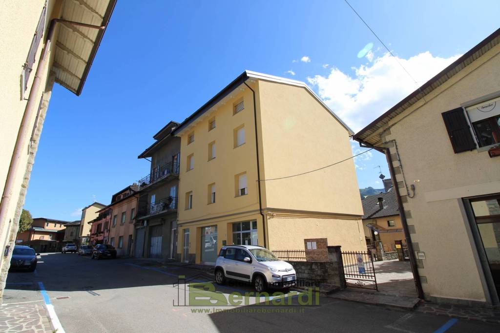 Appartamento in vendita a Fanano piazza Rinaldi, 14