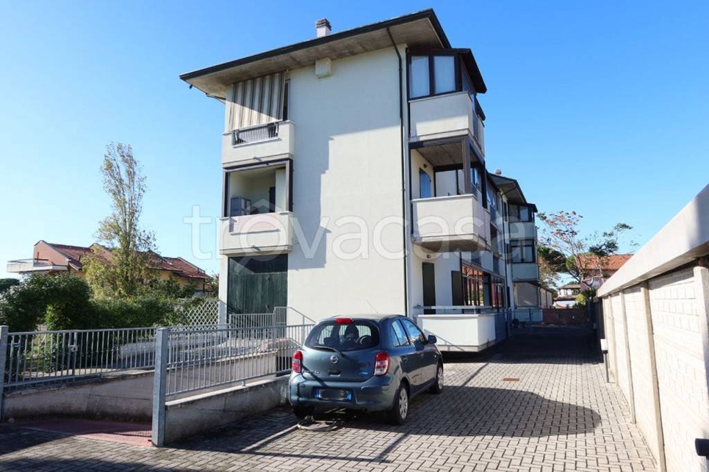 Appartamento in vendita a Cervia via Fienilone