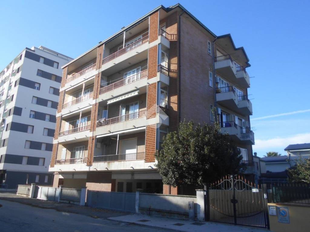 Appartamento in vendita a Comacchio via Calatafimi, 51