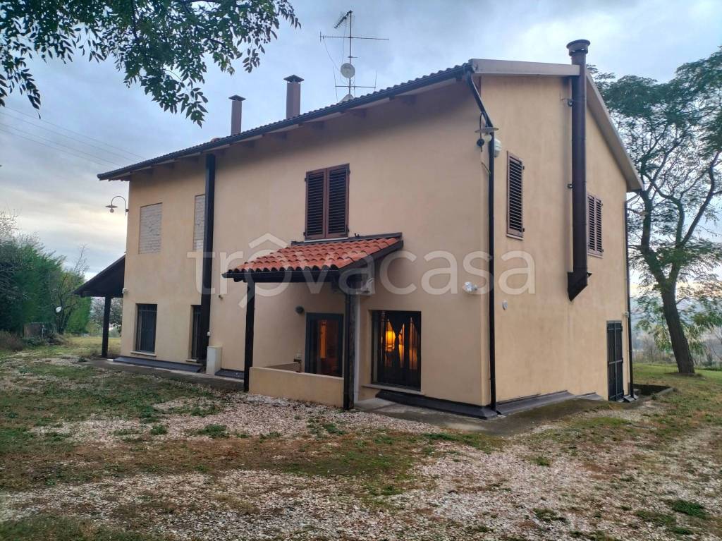 Casale in vendita a Osimo via Croce del Monte