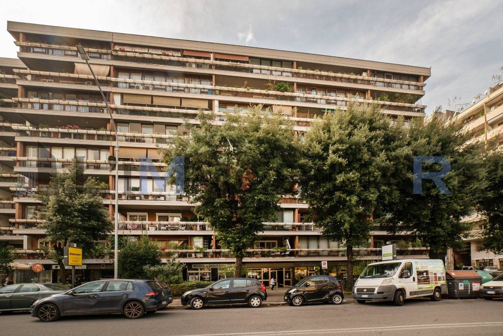 Appartamento in vendita a Roma via di Donna Olimpia, 134