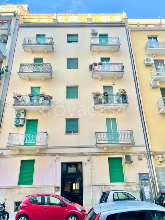 Appartamento in vendita a Bari via Egnatia, 12