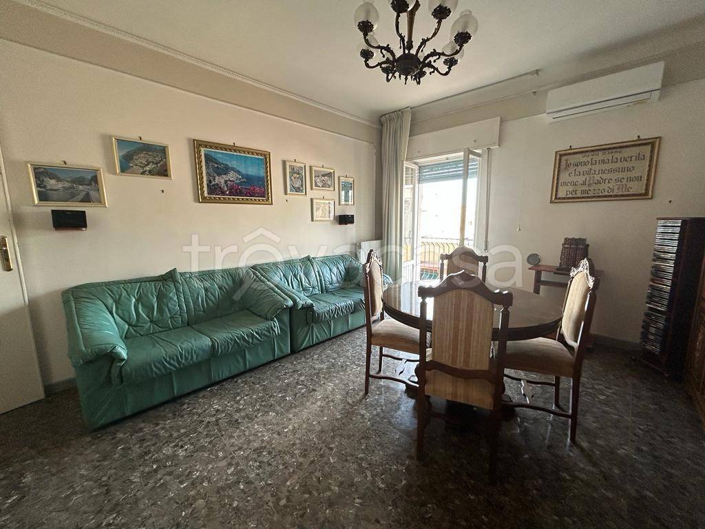 Appartamento in vendita a Taranto via Messapia, 59