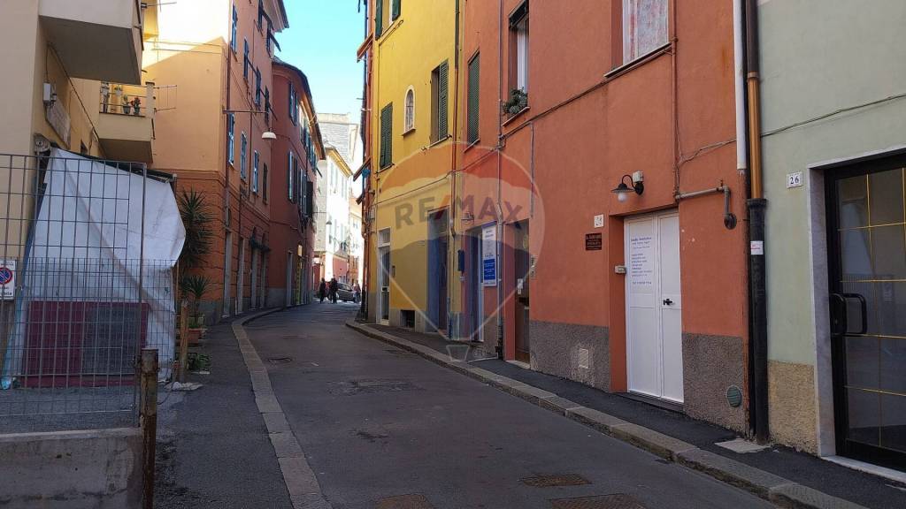 Appartamento in vendita a Genova via chiaramone, 24