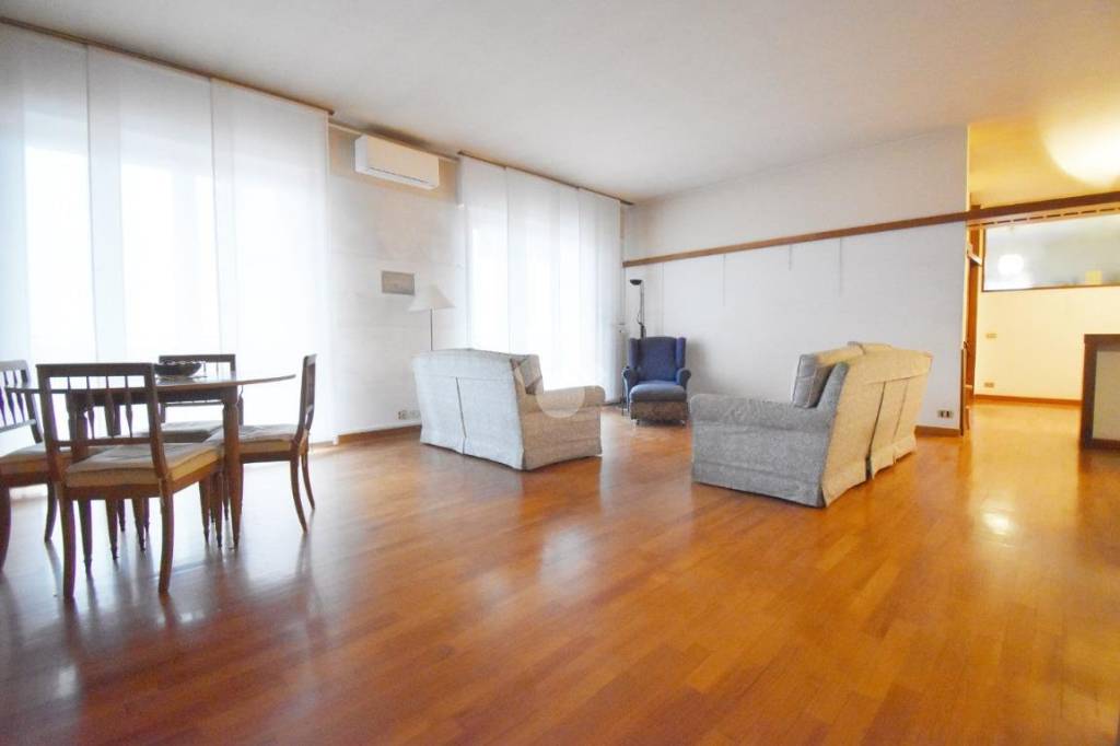 Appartamento in vendita a Seriate via Giambattista Tiepolo, 4
