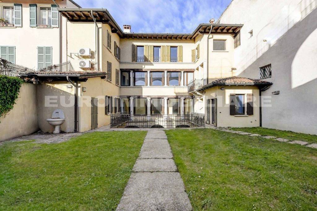 Appartamento in vendita a Brescia via Paganora, 13