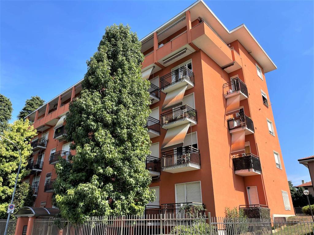Appartamento in vendita a Legnano via Torino, 76