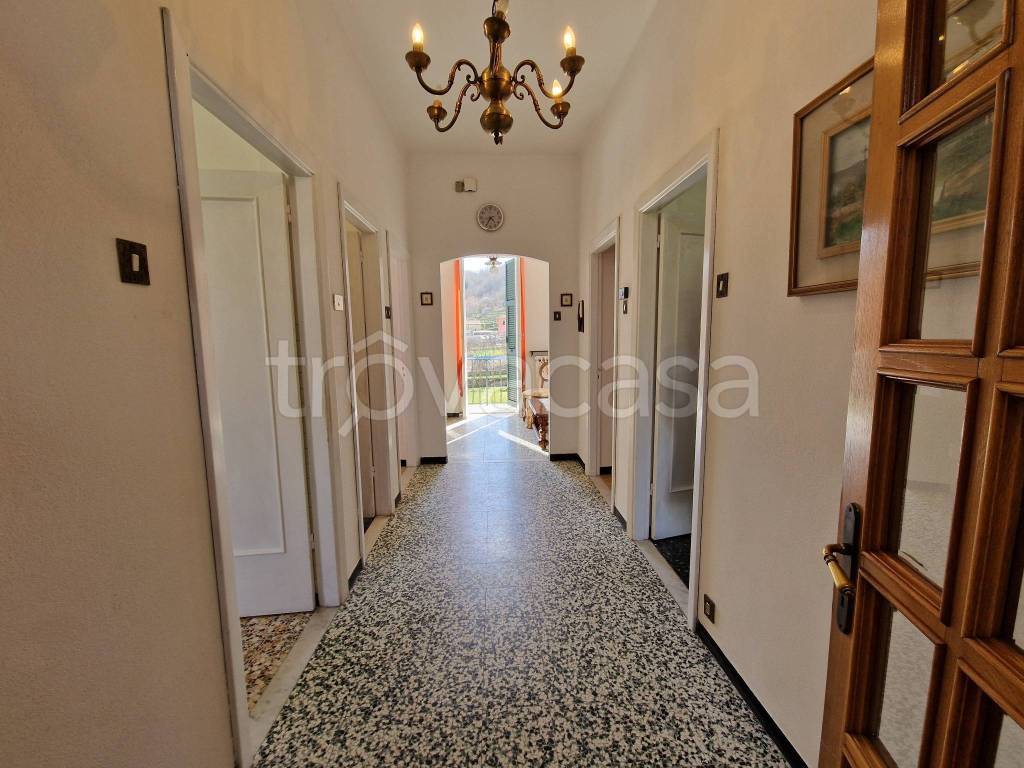 Villa Bifamiliare in vendita a Varese Ligure via Salterana, 9