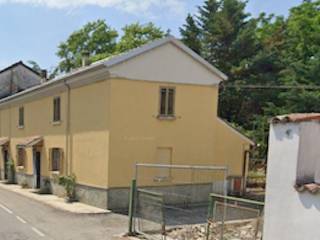 Casa indipendente in vendita a gragnano trebbiense strada comunale della cariana