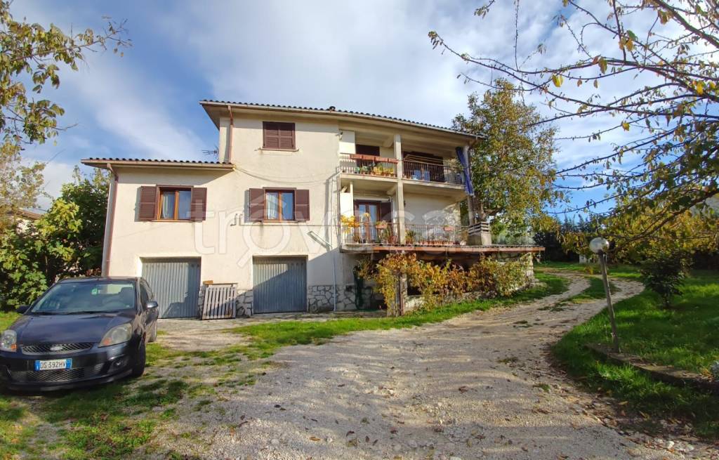 Villa in in vendita da privato a Torricella in Sabina località Vallicelli, 4