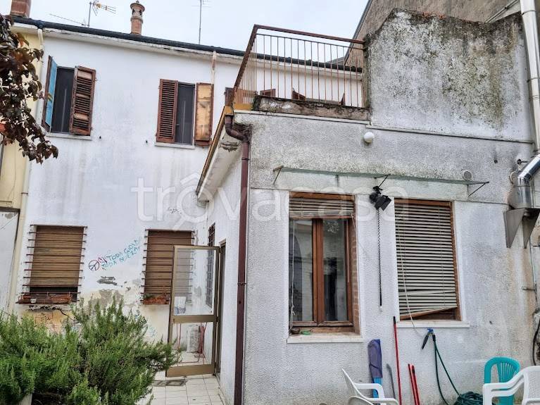 Casa Indipendente in vendita a Ferrara via Mortara, 121