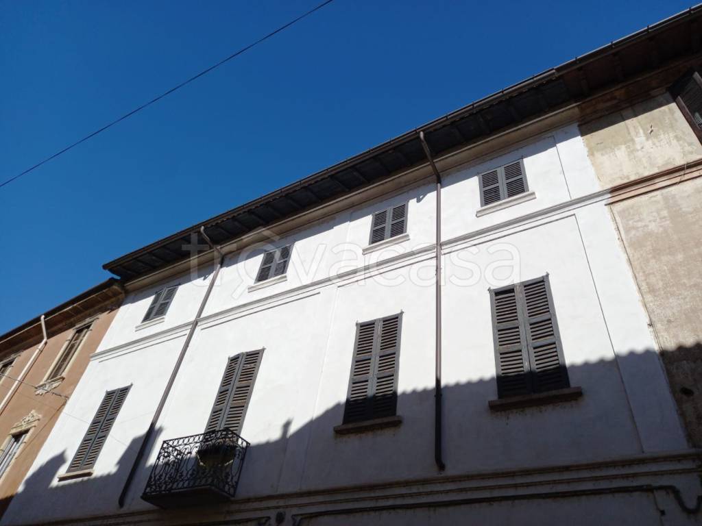 Appartamento in in vendita da privato a Vigevano via Agnese Riberia, 32